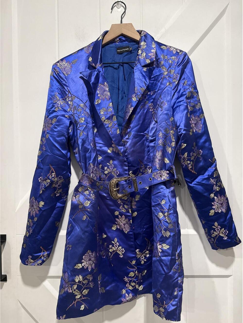 PrettyLittleThing Blue Floral Jacquard Belted Coat Dress, Size US 10